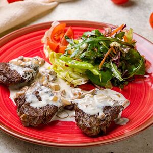 Медальоны из говяжьей вырезки