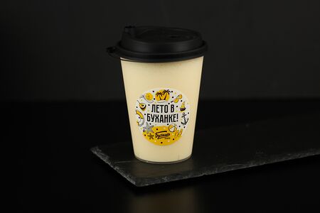 Молочный коктейль Манго-маракуйя