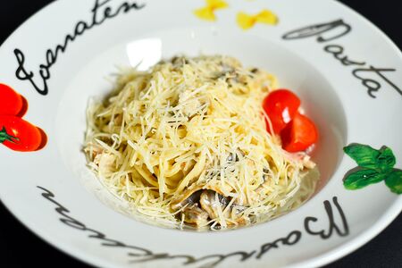 С грибами в трюфельном соусе