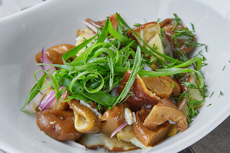 Соленые лесные грибы