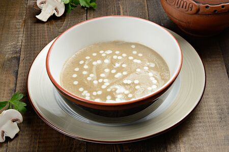 Крем-суп грибной