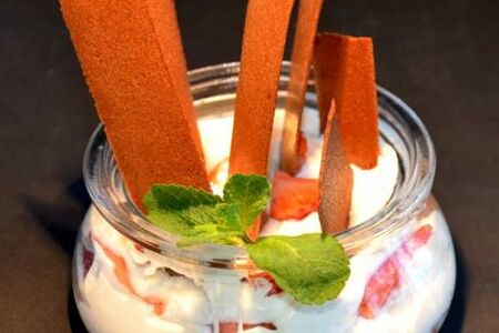 Авторский мильфей с ягодами