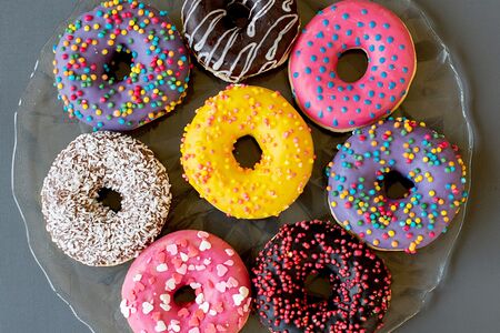 Пончики Донатсы в ассортименте на выбор