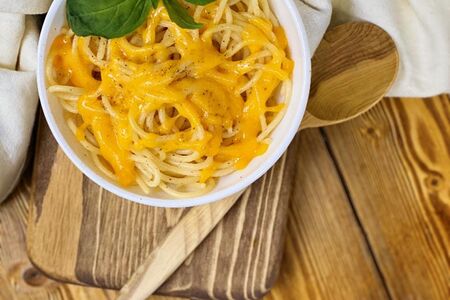 Макароны с сыром