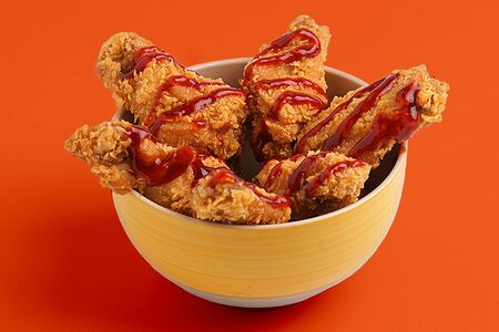 С кисло-сладким соусом