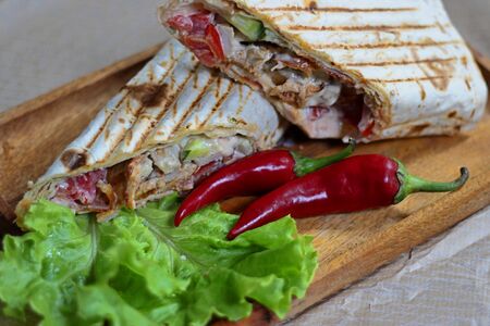 Шаурма стандартная с курицей