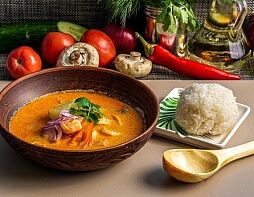 Том ям с лапшой удон