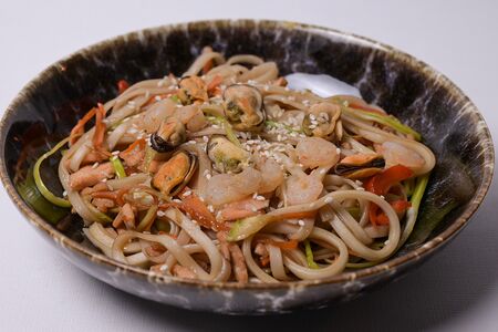 Лапша удон с морепродуктами