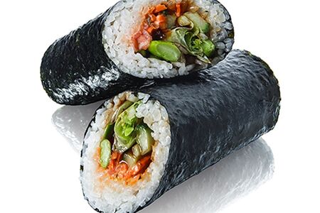 Суширрито с лососем