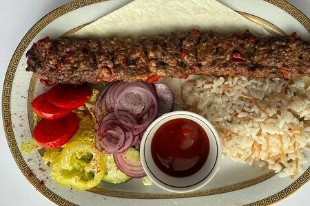 Адана кебаб с рисом