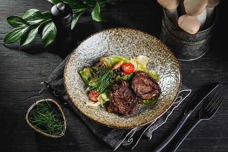 Стейк-салат