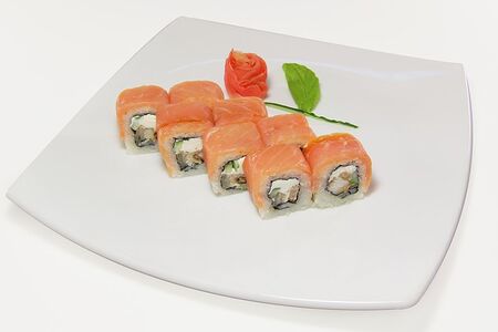 Филадельфия с копченым лососем