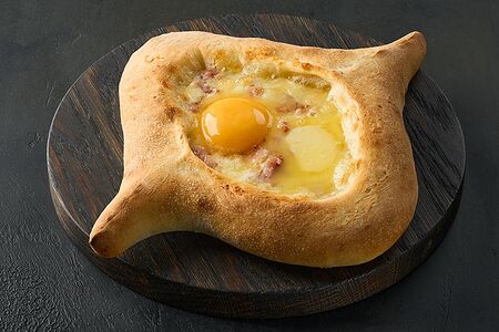 Хачапури по-аджарски Карбонара