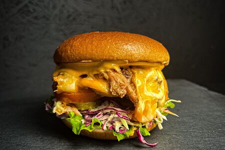 Бургер №2 с рваной свининой XL