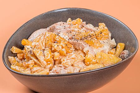 Картофель по-бельгийски со сливочным соусом