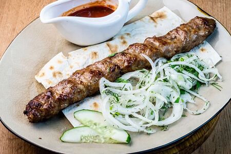 Люля-кебаб с говядиной и свининой