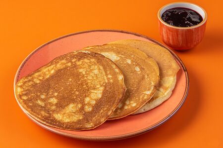 Панкейки с вареньем