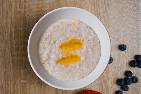 Каша молочная овсяная