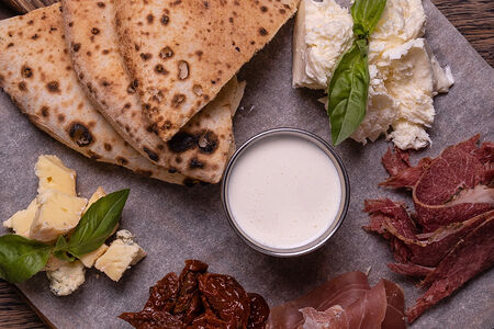 Сет закусок к вину