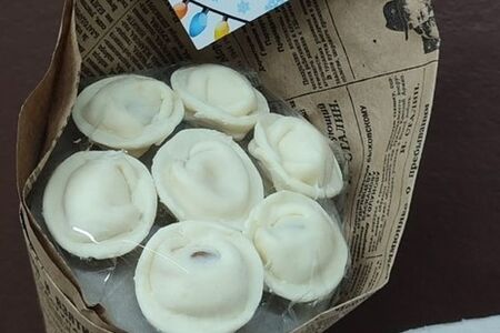 Букет из шоколадных пельменей