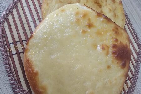 Сырная лепешка