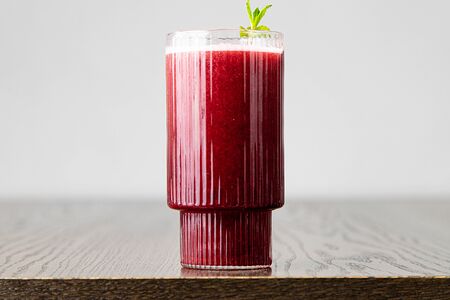 Натуральный ягодный лимонад