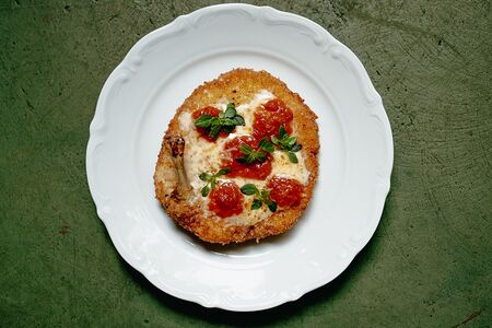 Цыпленок пармиджано