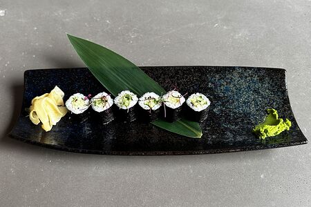 Огурец маки