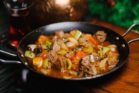 Садж Кавурма с говядиной