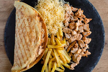 Пицца с жареным картофелем