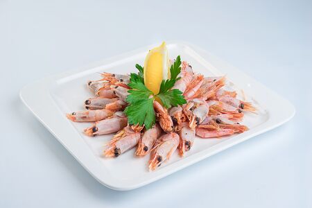 Отварные креветки