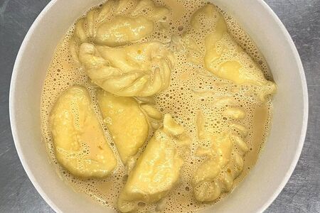 Вареники с творогом и сгущенным молоком