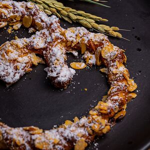 Крендель Нуазет ореховый