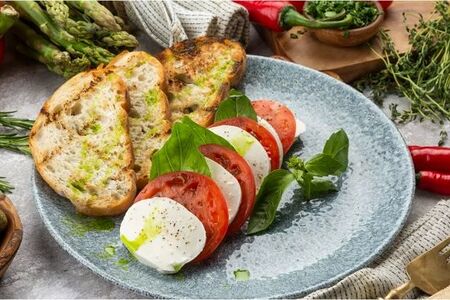 Салат капрезе