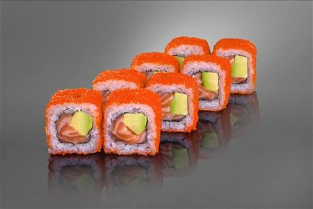 Ролл Калифорния с лососем