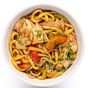 Wok лапша с курицей, грибами и сливками №1