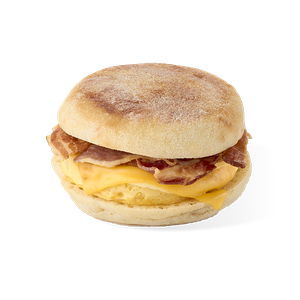 Булочка с беконом, омлетом и сыром