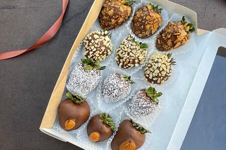 Набор клубники в шоколаде Настоящий орех