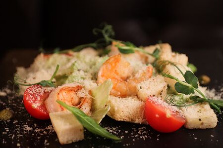 Цезарь с креветками