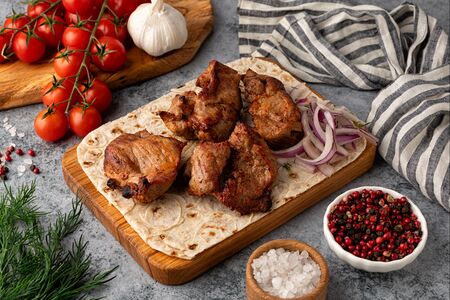 Шашлык из cвинoй шеи