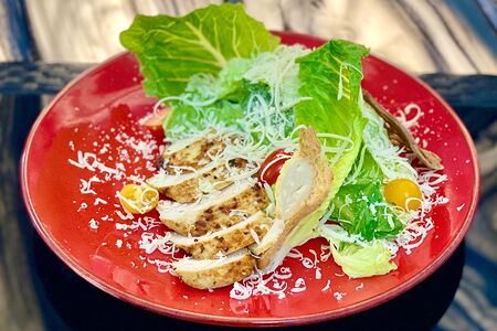 Цезарь с курицей