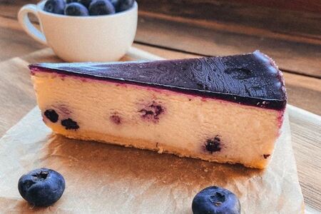 Чизкейк черничный