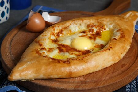 Хачапури по-аджарски