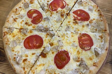 Пицца Курица, помидор