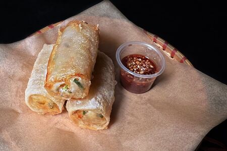 Нем с креветкой Нем Рам Том