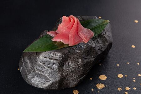 Магуро сашими