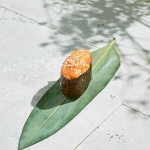 Запеченные Суши Лосось 