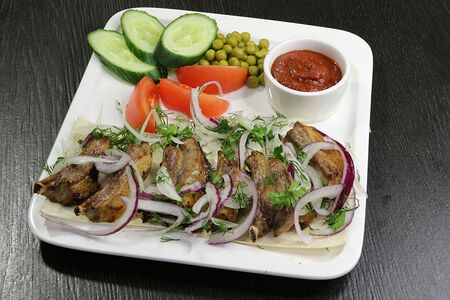 Шашлык из бараньих рёбрышек