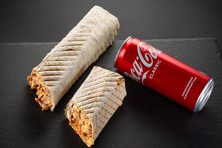 В лаваше и кола