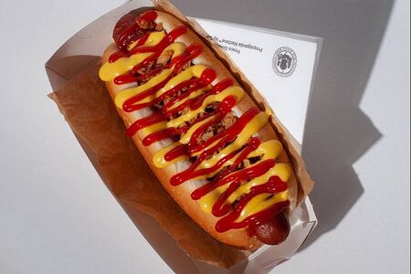 Хот-дог с говяжьей сосиской